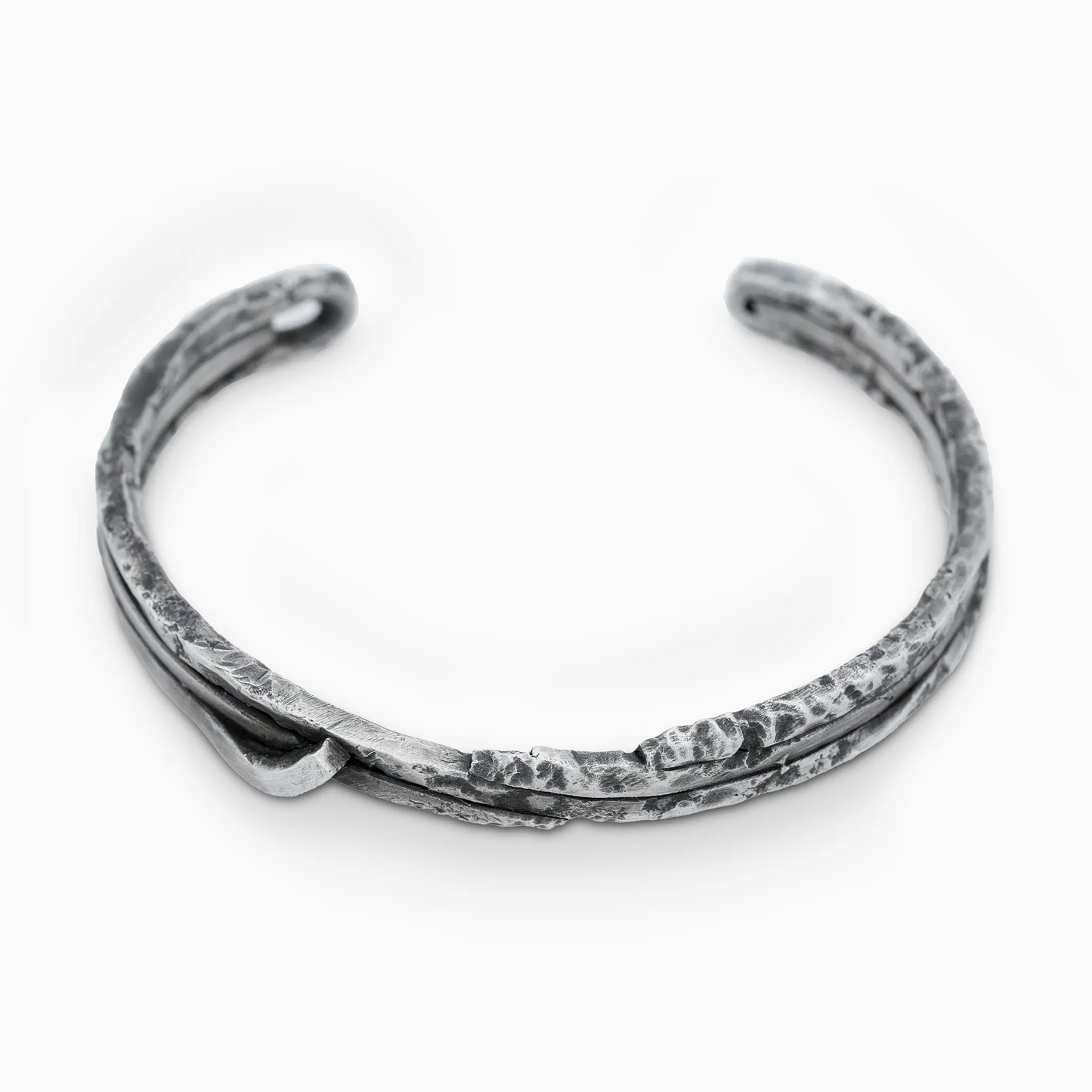Handcrafted 925 silver Sativa bracelet with textured design.