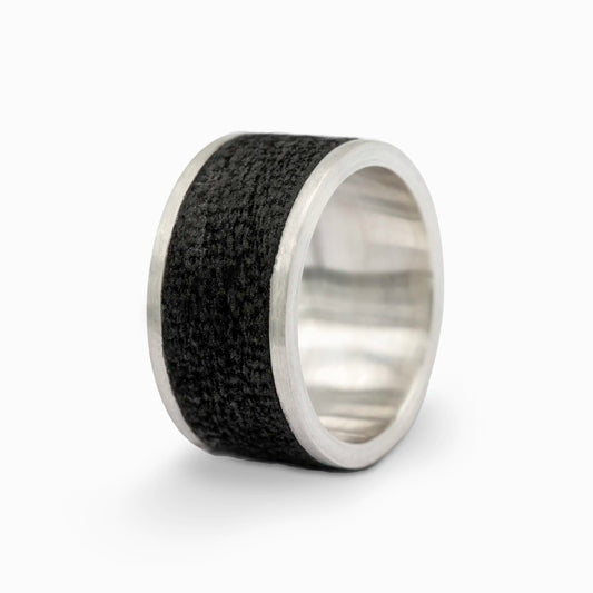 The Leatherline Ring